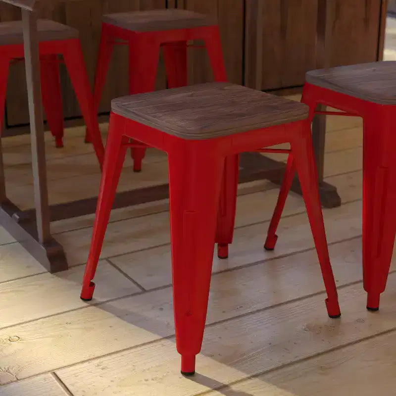 Flash Furniture Tabouret de bar sans dossier de 45,7 cm avec assise en bois, tabouret de salle à manger intérieur en métal empilable, de qualité commerciale – Lot de 4