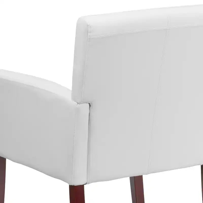 Fauteuil de réception de direction Emma et Oliver en cuir avec pieds en acajou