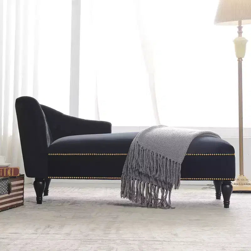 Canapé long 58 po en velours, chaise longue de jour avec accoudoir droit et dossier capitonné, garniture cloutée et pieds en bois massif, noir - ModernLuxe