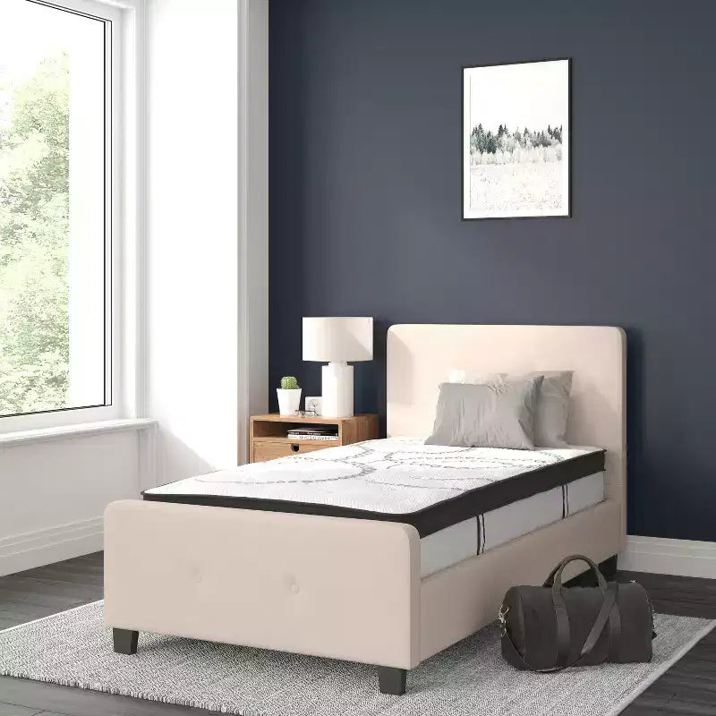 Lit plateforme capitonné Emma et Oliver avec matelas à ressorts ensachés de 25 cm