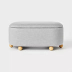 Banc de rangement en forme de pilule Havenstone - Threshold conçu avec Studio McGee