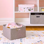 Étagère-bibliothèque de luxe pour maison de poupées Martha Stewart Kids : Bibliothèque et organisateur de jouets en bois pour chambre d'enfant avec bacs de rangement