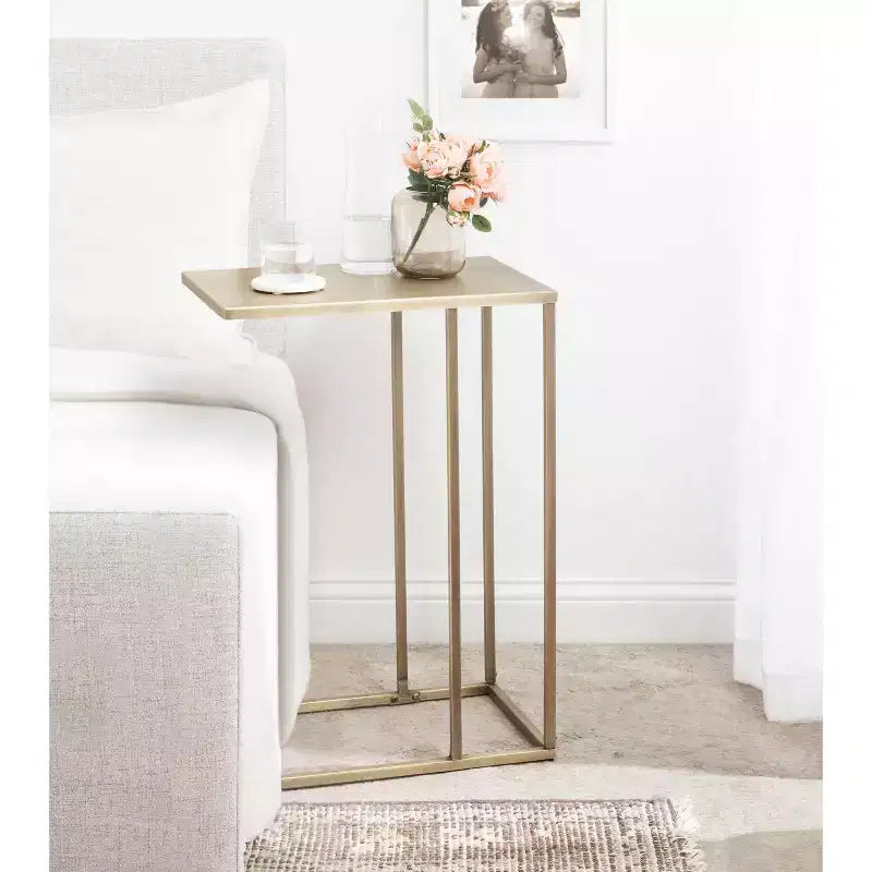 Kate and Laurel - Table d'appoint Lockhardt