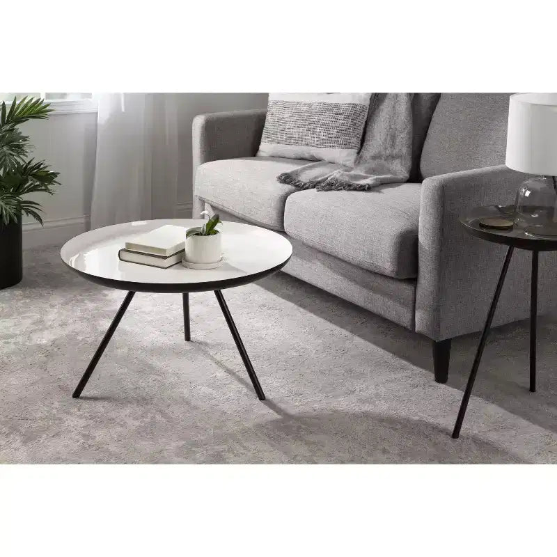 Table basse ronde en métal Laranya de Kate and Laurel