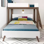 Lit superposé en L Max & Lily, style mi-siècle, deux places au-dessus d'un grand lit, en bois massif