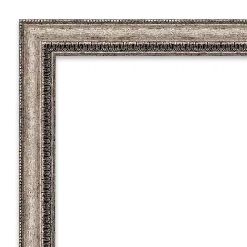Miroir mural de salle de bain Amanti Art Lyla Petite biseauté argenté orné 71,76 x 56,52 cm