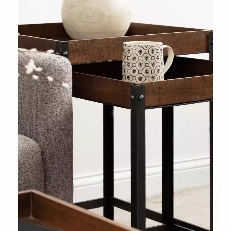 Table gigogne carrée en bois Kate and Laurel Marsh, 2 pièces, marron rustique
