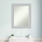 Miroir mural de salle de bain en bois biseauté Shiplap Petite par Amanti Art