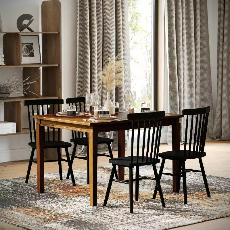 Table à manger en bois Merrick Lane avec pieds fuselés