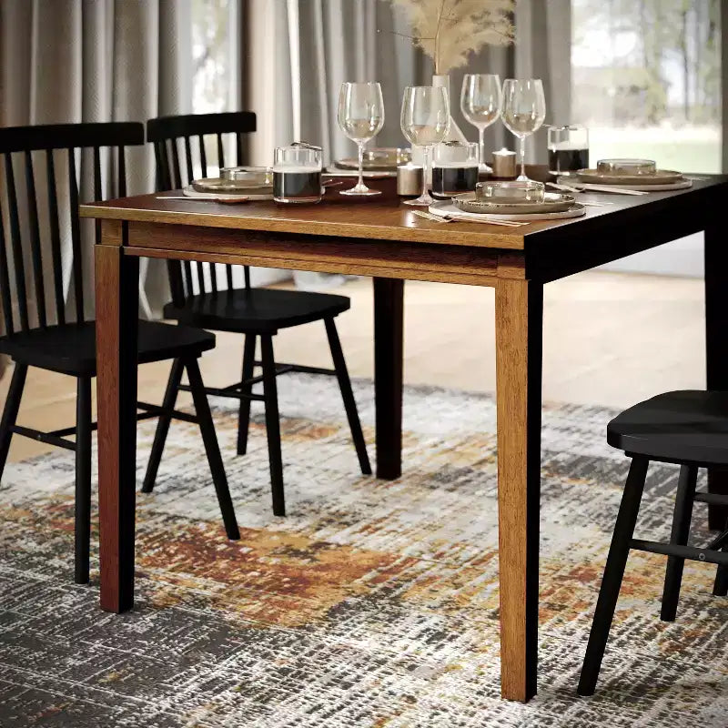 Table à manger en bois Merrick Lane avec pieds fuselés