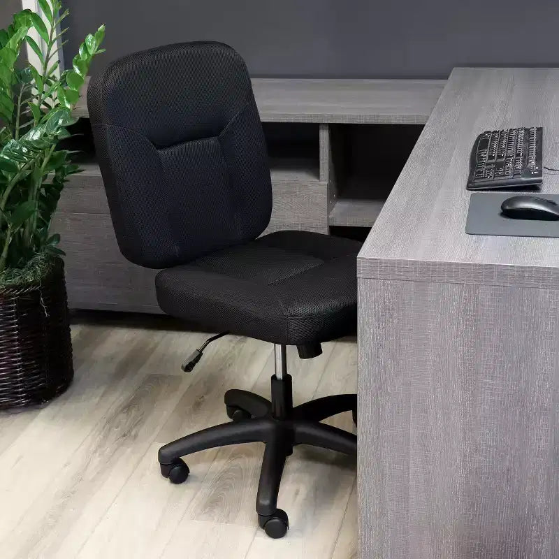 Chaise de bureau Elama Mid Back réglable en tissu noir