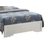 Lits panneaux Passion Furniture Verona et Queen