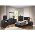 Lit plateforme double Burlington avec étagère de rangement de Passion Furniture