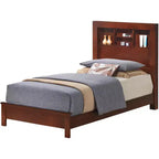 Lit plateforme double Burlington avec étagère de rangement de Passion Furniture