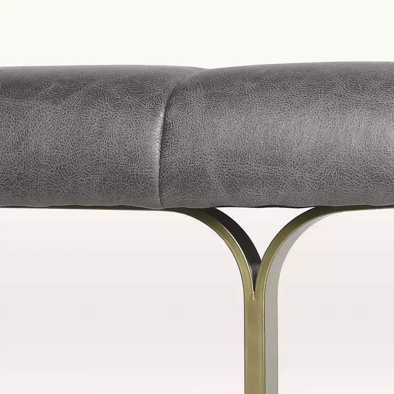 Table basse eLuxury Studio A en similicuir végan rembourré avec piètement en métal