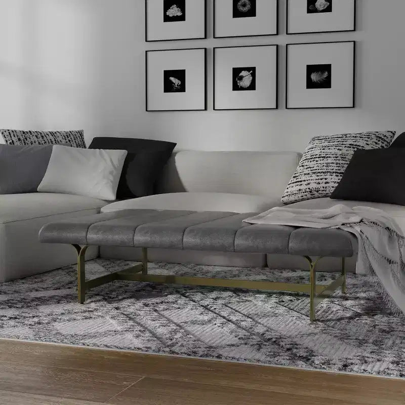 Table basse eLuxury Studio A en similicuir végan rembourré avec piètement en métal