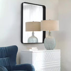 Miroir Mural Décoratif Rectangulaire Uttermost, Moderne, Biseauté, Cadre en Fer Noir Satiné, 30 po de Large, pour Salle de Bain, Chambre à Coucher, Salon