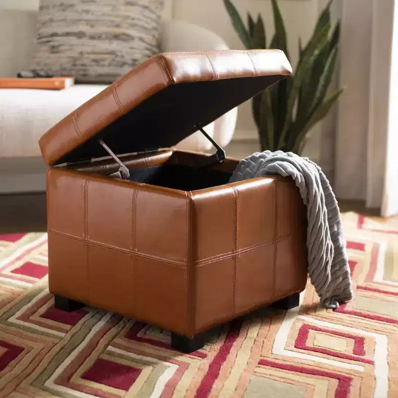 Repose-pieds de rangement capitonné Maiden Square - HUD8231 - Safavieh Couture