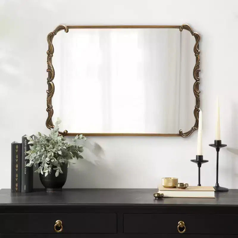 Miroir rectangulaire en métal Kate and Laurel Brazelton, 20x27, Or