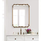 Miroir rectangulaire en métal Kate and Laurel Brazelton, 20x27, Or