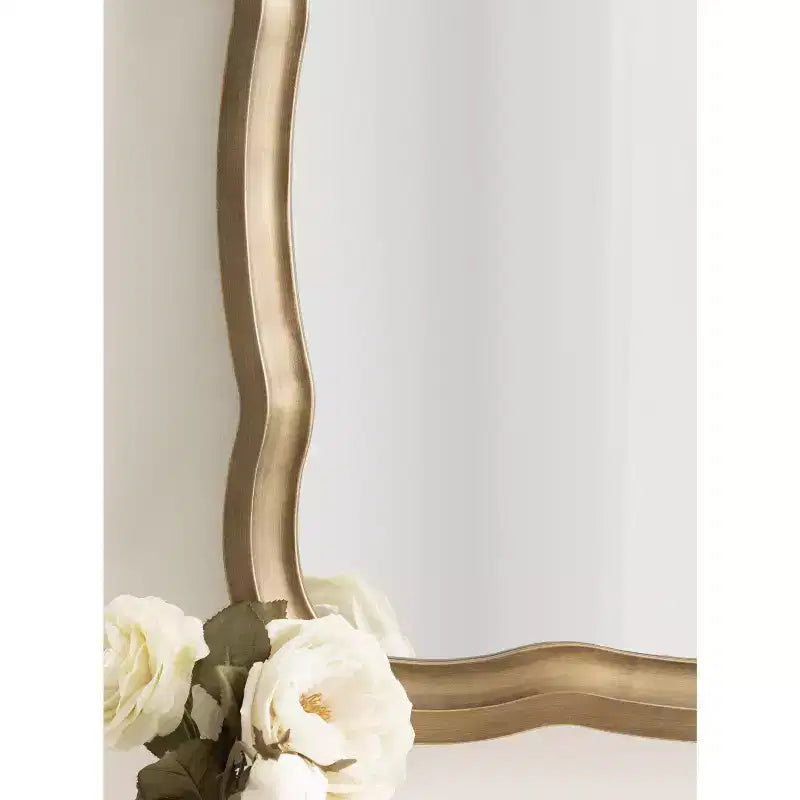 Miroir festonné Kate and Laurel Hatherleigh en MDF, 24x38, doré