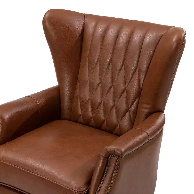 Fauteuil en cuir véritable Valerius avec garniture cloutée et pieds en bois massif | HULALA HOME