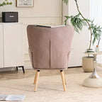 Fauteuil d'appoint à dossier haut capitonné Patchwork FERPIT avec pieds en bois d'hévéa