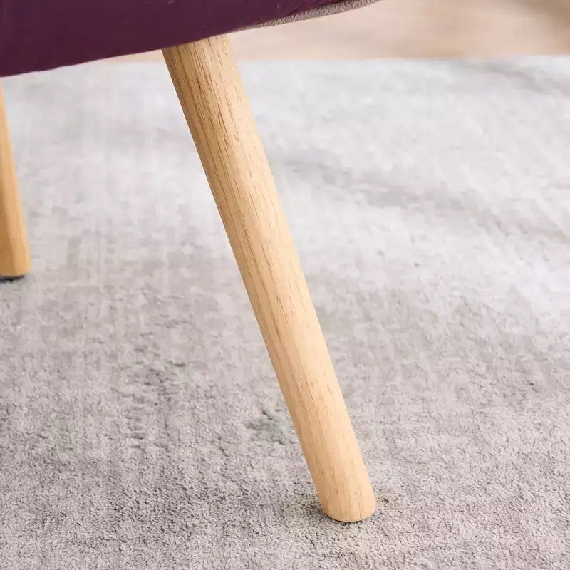 Fauteuil d'appoint à dossier haut capitonné Patchwork FERPIT avec pieds en bois d'hévéa