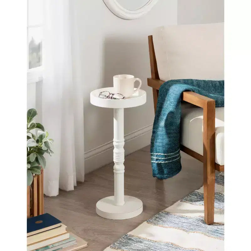 Kate et Laurel - Table d'appoint piédestal Bellport