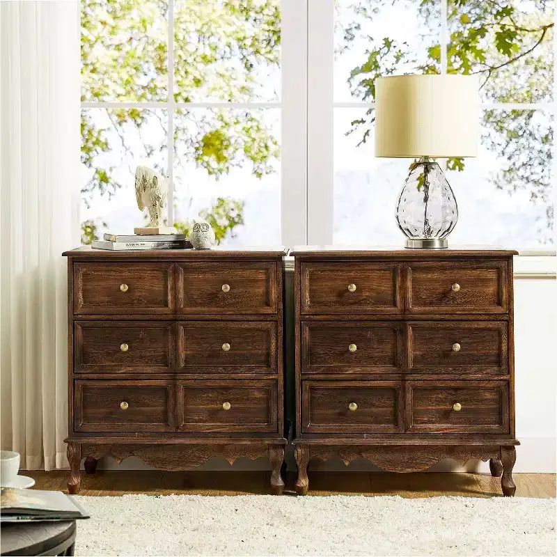 Ensemble de 2 commodes d'appoint traditionnelles Galatea de 81 cm en bois massif avec 3 tiroirs et station de charge | HULALA HOME