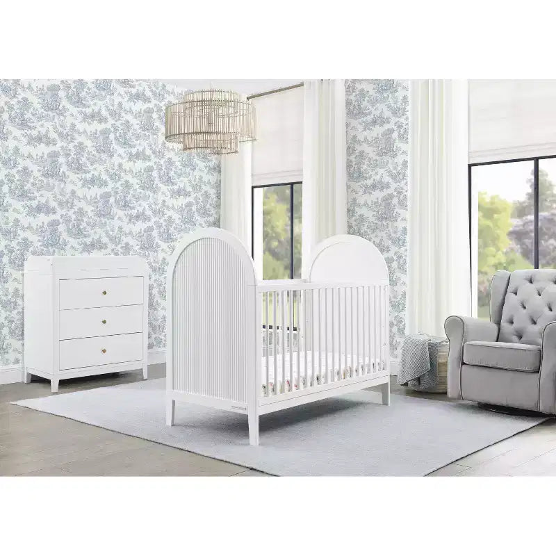 Lit de bébé convertible 4-en-1 Eloise de Delta Children – Certifié Greenguard Gold