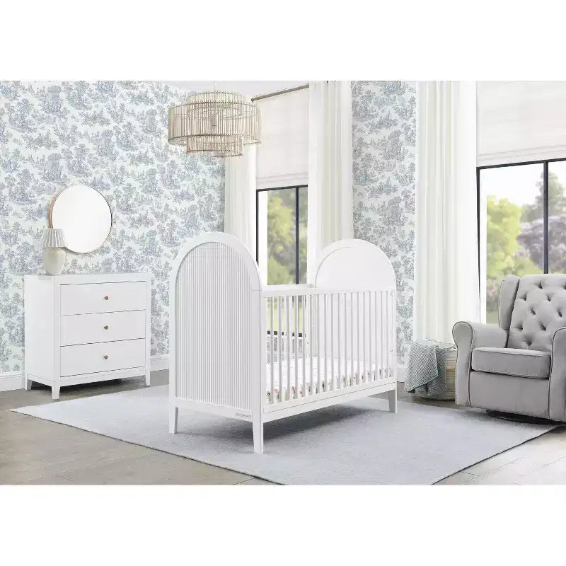 Lit de bébé convertible 4-en-1 Eloise de Delta Children – Certifié Greenguard Gold