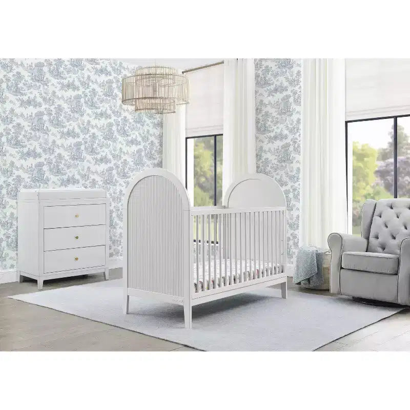 Lit de bébé convertible 4-en-1 Eloise de Delta Children – Certifié Greenguard Gold