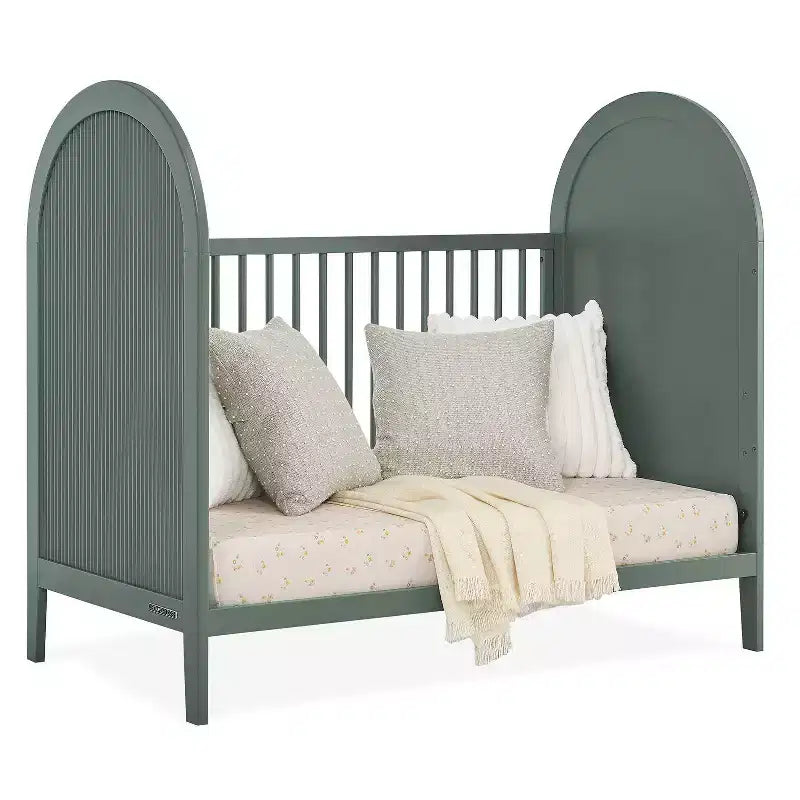 Lit de bébé convertible 4-en-1 Eloise de Delta Children – Certifié Greenguard Gold