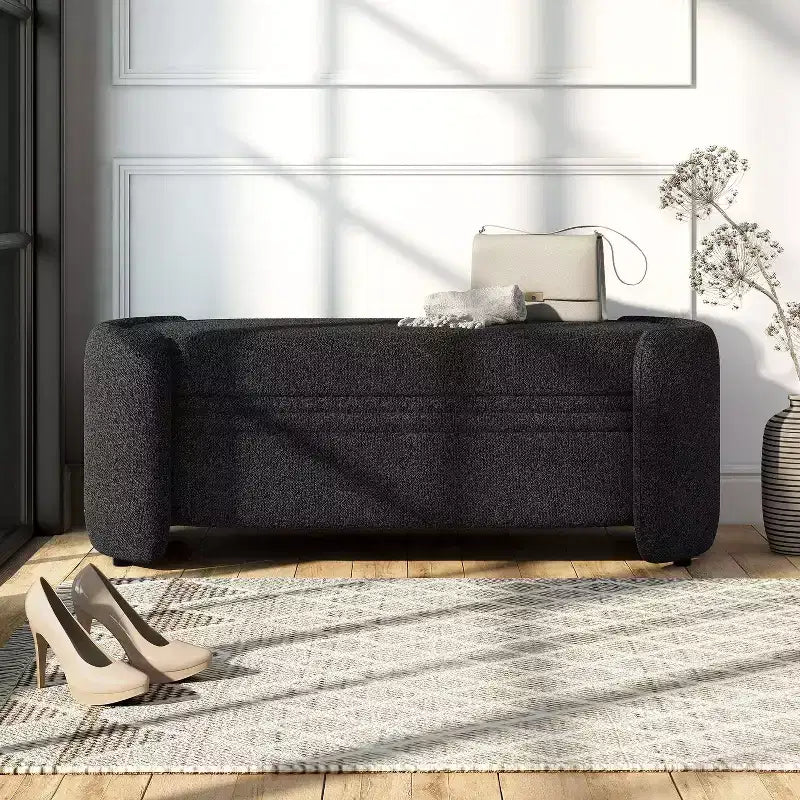 Banc de rangement Makine Glam Boucle pour chambre et entrée - HOMES: Inside + Out