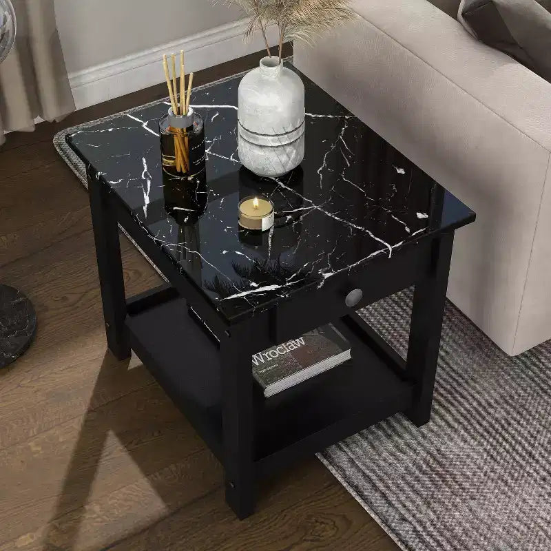 Lot de 4 tables basses Minsay avec plateau en faux marbre et rangement - HOMES: Inside + Out