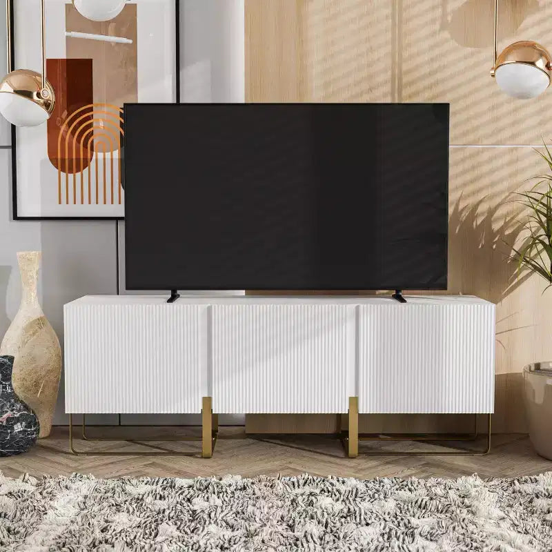 Meuble TV Forast Modern 3 portes de rangement 24/7 Shop At Home pour téléviseurs jusqu'à 65 pouces