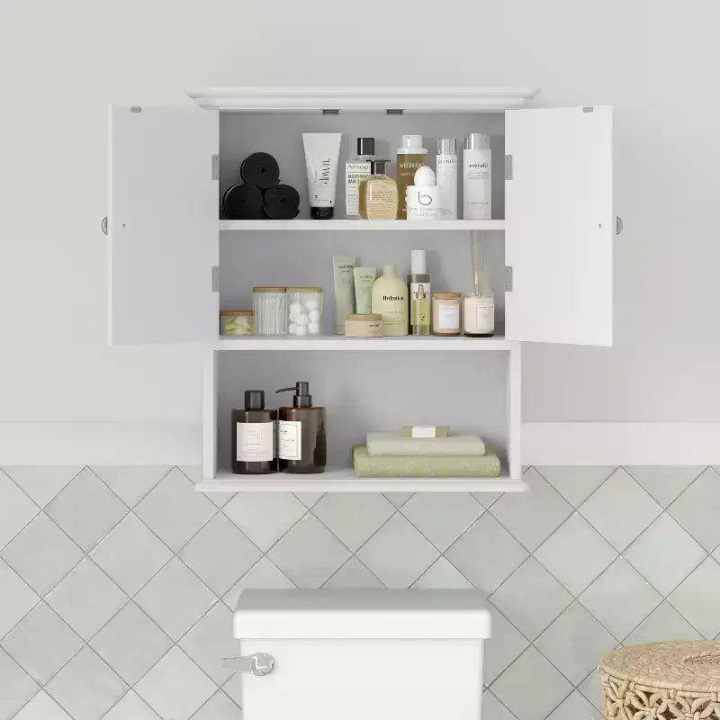 Armoire à pharmacie murale Merrick Lane avec étagère réglable, étagère inférieure ouverte et portes à fermeture magnétique