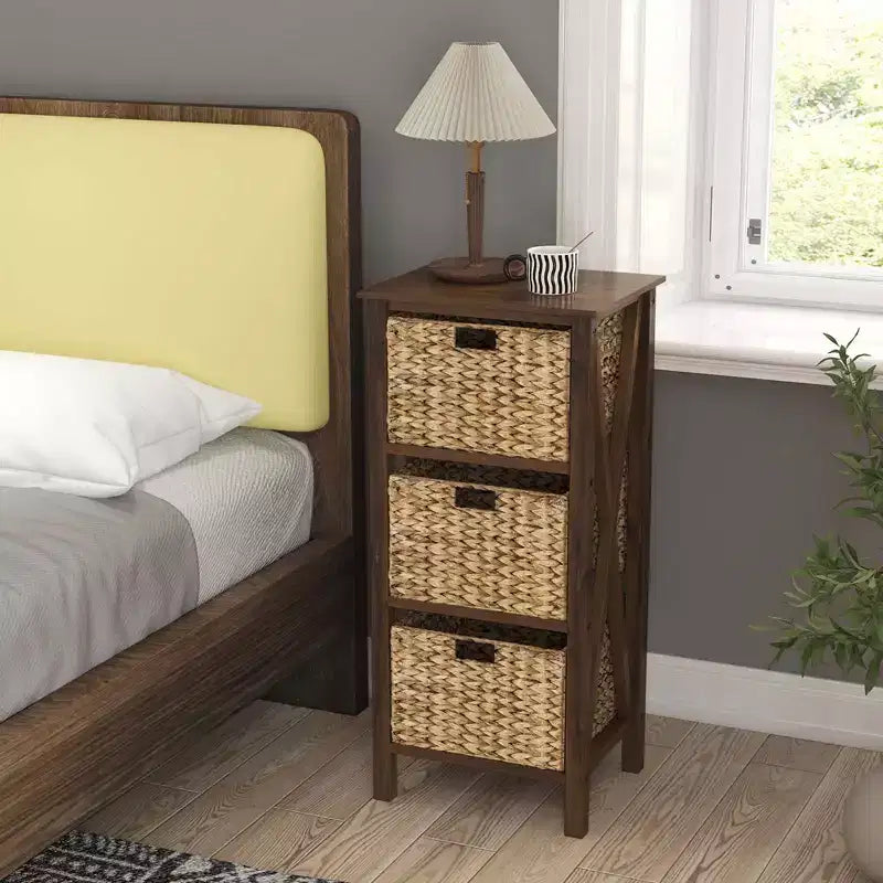 Costway Table de Chevet 1/2 PCS à 3 Niveaux avec 3 Paniers en Jonc de Mer Cadres en Bois d'Hévéa en X 3 Tiroirs