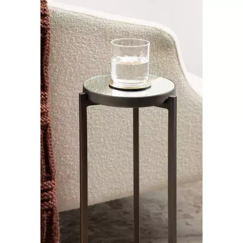 Table d'appoint chic Kate and Laurel Aguilar