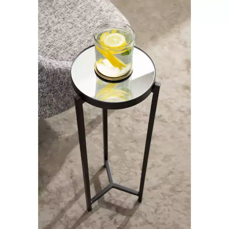 Table d'appoint chic Kate and Laurel Aguilar