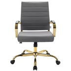 Chaise de bureau en cuir LeisureMod Benmar avec accents dorés, hauteur réglable, base pivotante, design ergonomique pour bureau à domicile, étude ou espace de travail