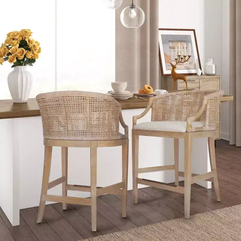 Tabouret de bar Martha Stewart 25 Playa en rotin tressé à la main, hauteur comptoir