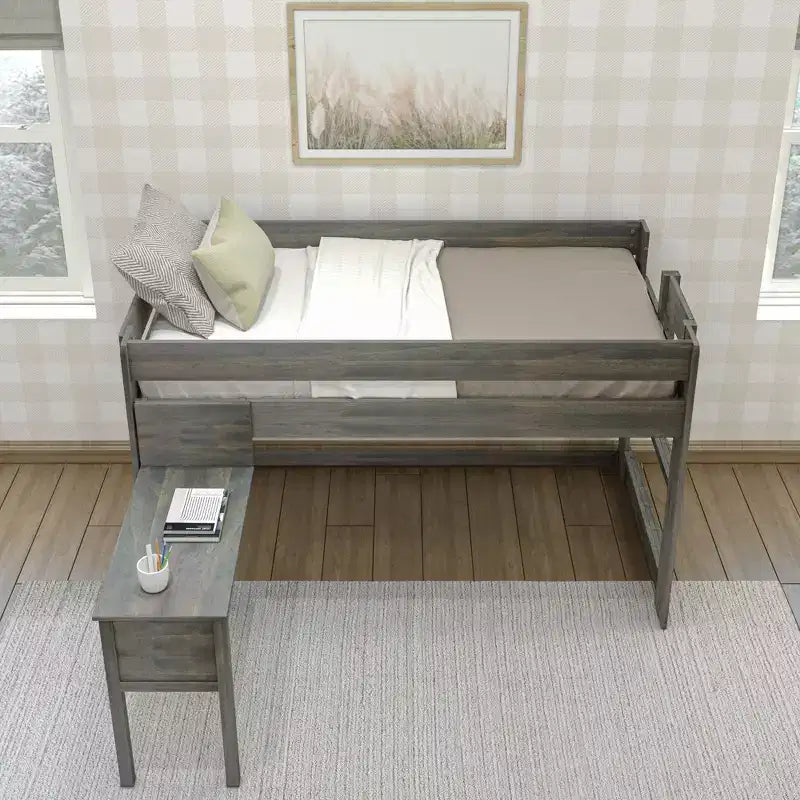 Lit mezzanine en bois massif Max & Lily avec bureau, lit mezzanine moderne de style ferme pour enfants