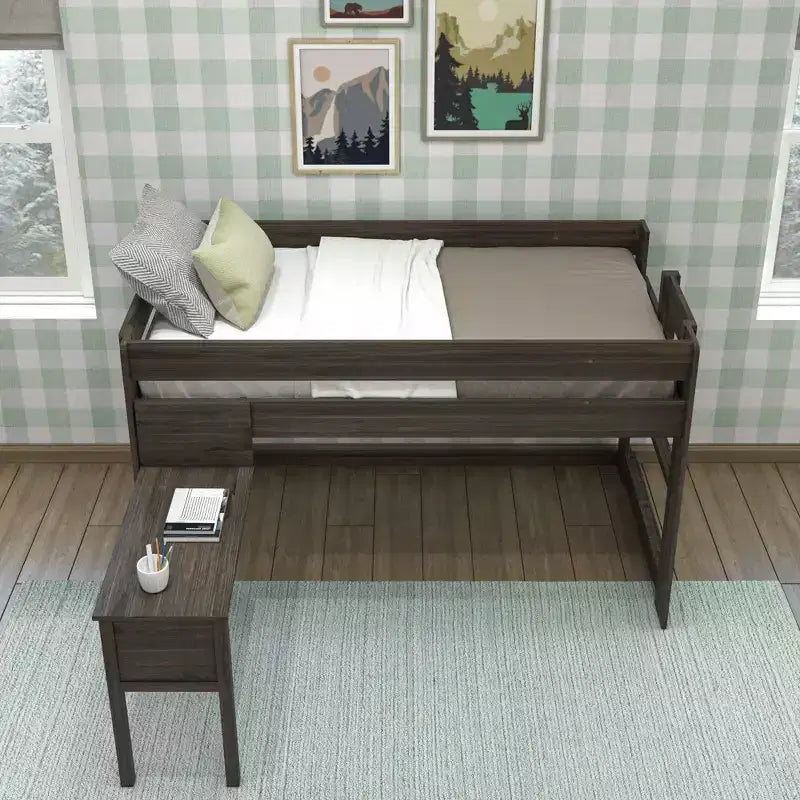 Lit mezzanine en bois massif Max & Lily avec bureau, lit mezzanine moderne de style ferme pour enfants