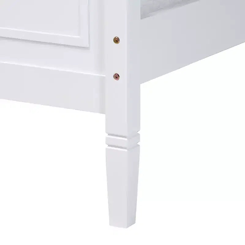 Lit plateforme en bois classique et traditionnel Mariana de Baxton Studio
