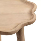Table d'appoint en bois à bords festonnés Kate and Laurel Alezar