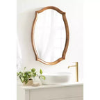 Miroir mural festonné Hatherleigh 24x34 Kate & Laurel All Things Decor