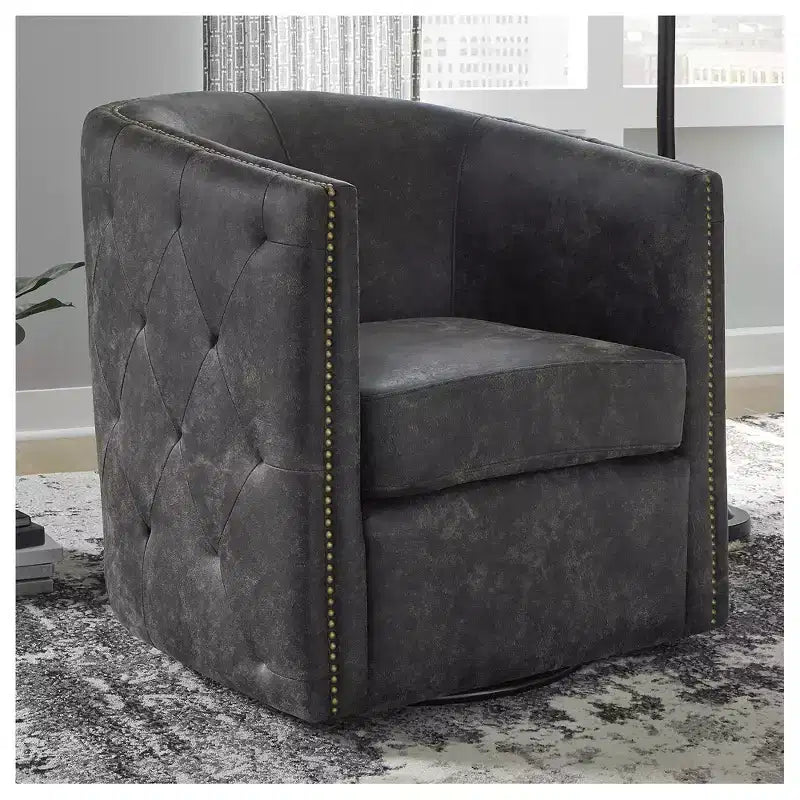 Fauteuil d'appoint pivotant décontracté Brentlow de Signature Design by Ashley, noir vieilli
