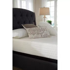 Matelas en mousse à mémoire de forme ferme 10 po Chime de Signature Design by Ashley